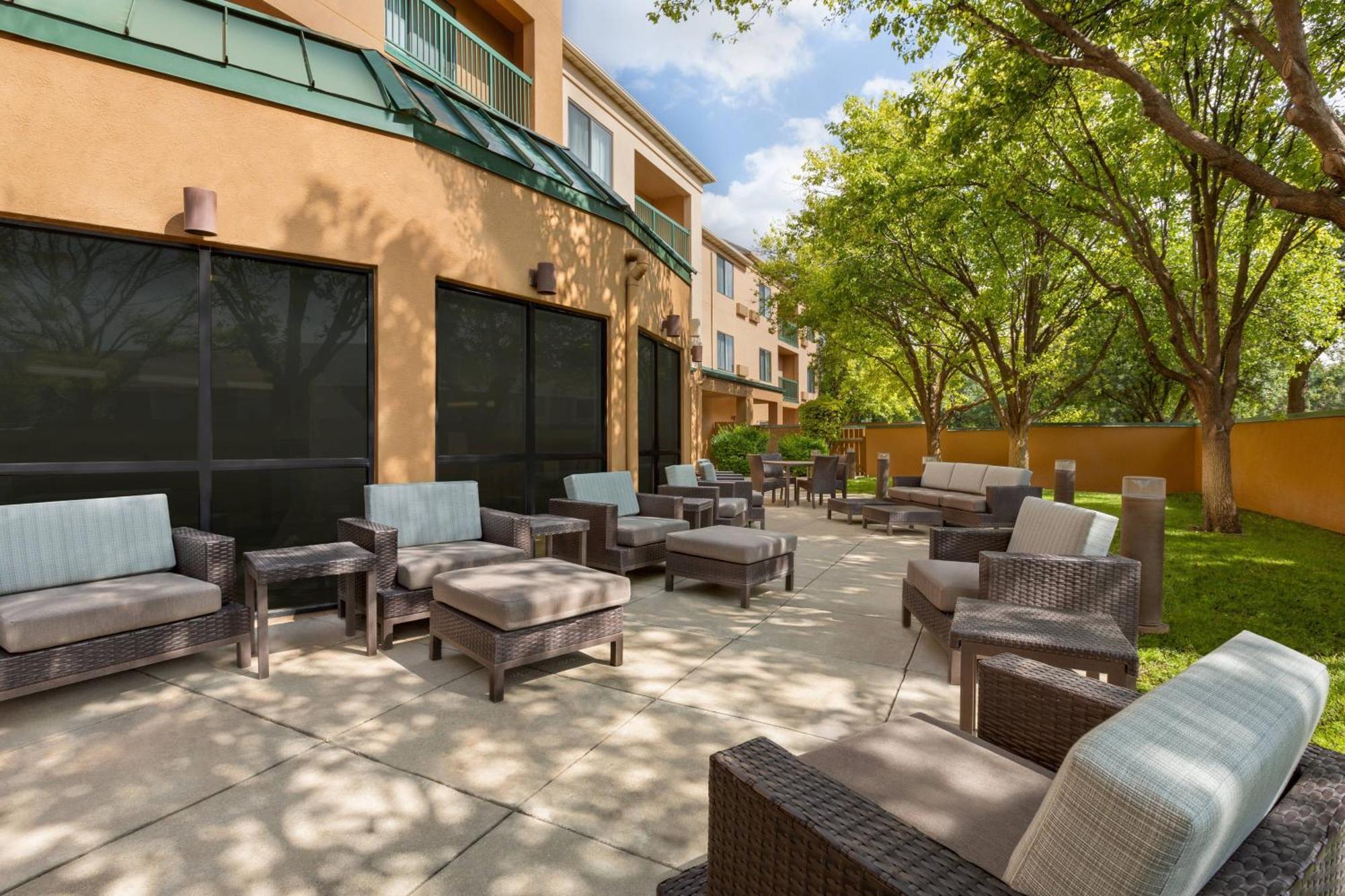 Hotel Courtyard Lubbock Esterno foto